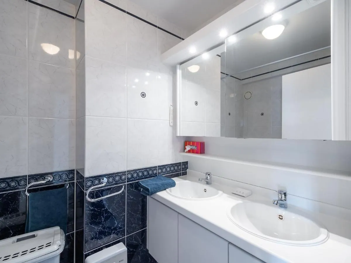 Bright Apartment With Sea-Views Middelkerke 0*,  Belgium